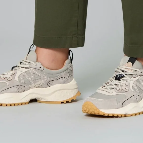 NWT Flower Mountain SOLIN UNI
Suede and technical fabric sneakers - Light grey - Picture 3 of 15